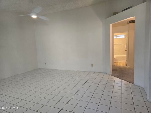 3033 E SIESTA Lane, Phoenix, AZ 85050