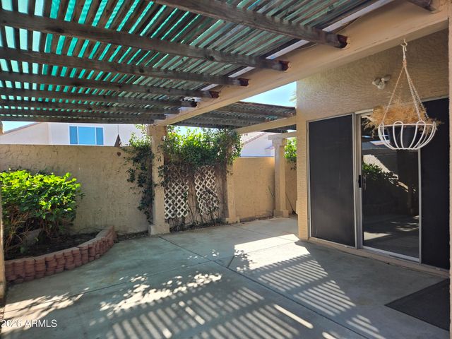 3033 E SIESTA Lane, Phoenix, AZ 85050