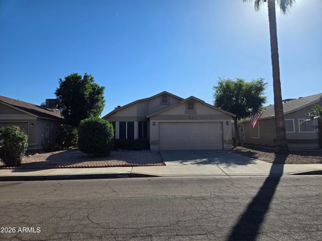 3033 E SIESTA Lane, Phoenix, AZ 85050