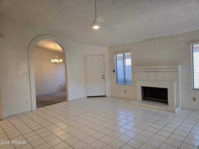 3033 E SIESTA Lane, Phoenix, AZ 85050