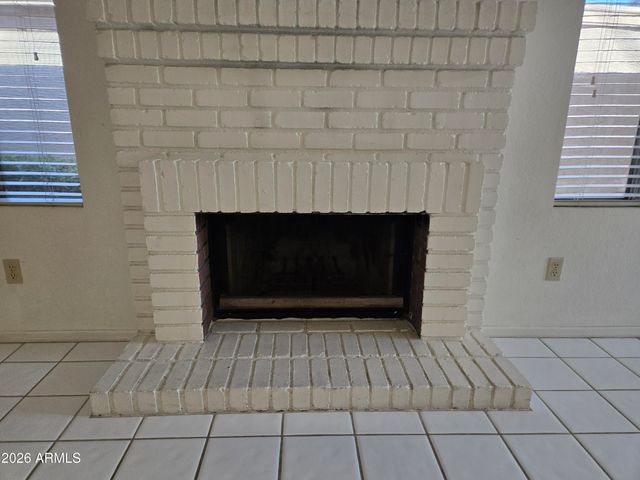 3033 E SIESTA Lane, Phoenix, AZ 85050