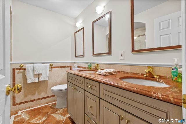 23 Olmstead Lane, Ridgefield, CT 06877