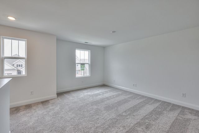 612 Phoebe Way, Gallatin, TN 37066