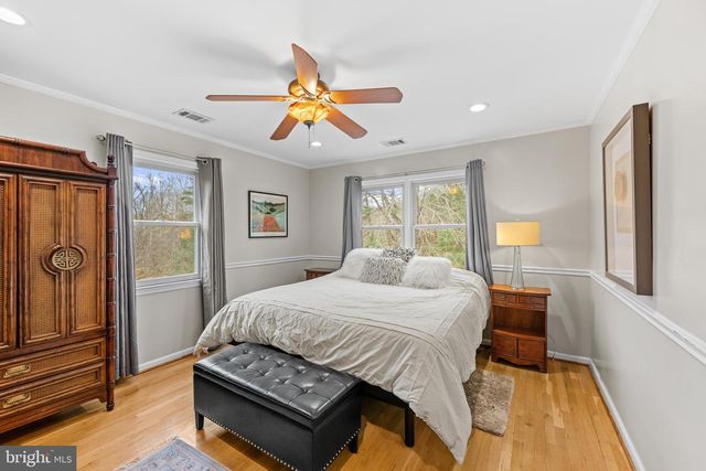 8217 BUCKSPARK LN W, Potomac, MD 20854