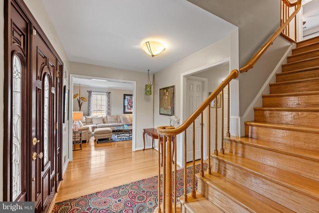 8217 BUCKSPARK LN W, Potomac, MD 20854