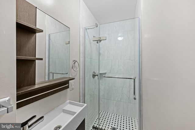 8217 BUCKSPARK LN W, Potomac, MD 20854