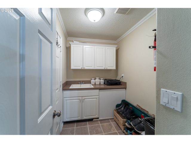 9640 Sw 151ST Ave, Beaverton, OR 97007