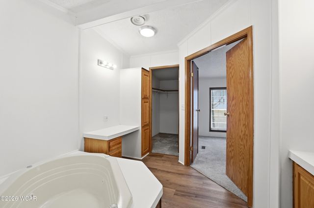 591 Lakeridge Drive, Lima, OH 45804