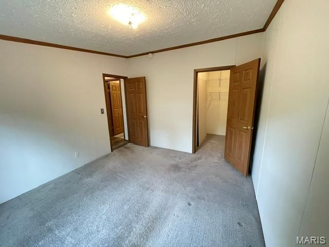 12441 Ladue Road, Creve Coeur, MO 63141