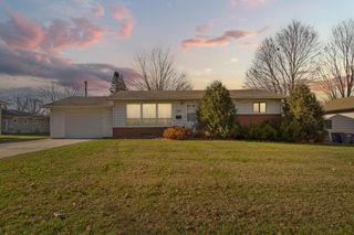 856 Valley View Road, Faribault, MN 55021