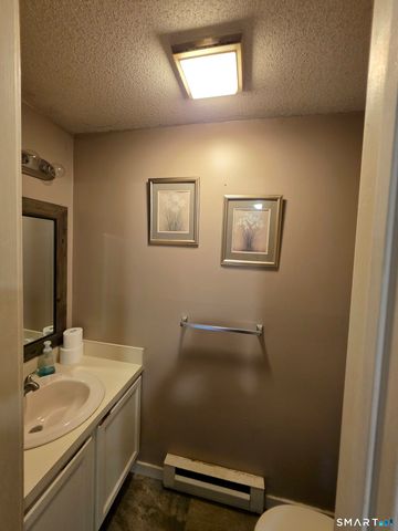 51 Brook Street 6C, Naugatuck, CT 06770