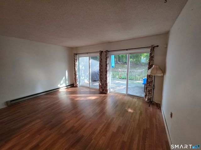 51 Brook Street 6C, Naugatuck, CT 06770