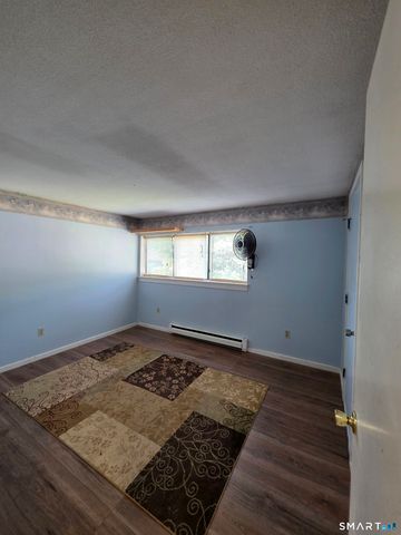51 Brook Street 6C, Naugatuck, CT 06770