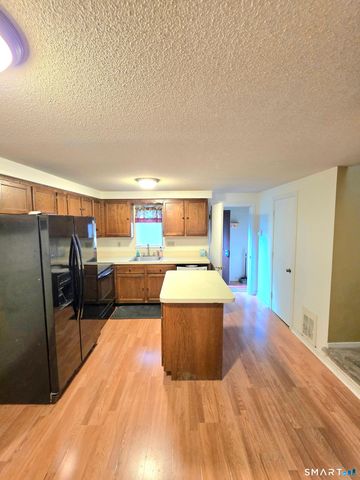 51 Brook Street 6C, Naugatuck, CT 06770