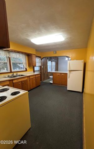 724 N Main Street, Ada, OH 45810