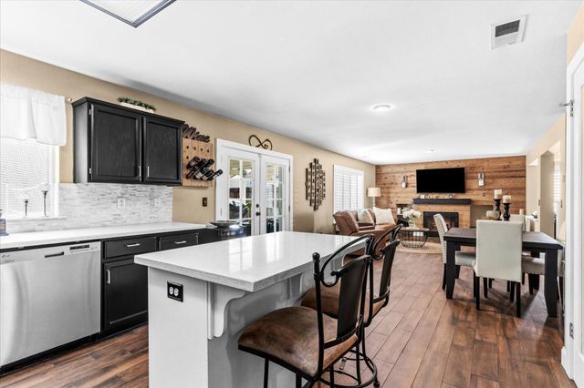 1765 Magnolia Dr, Yuba City, CA 95991