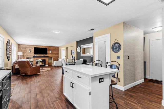 1765 Magnolia Dr, Yuba City, CA 95991
