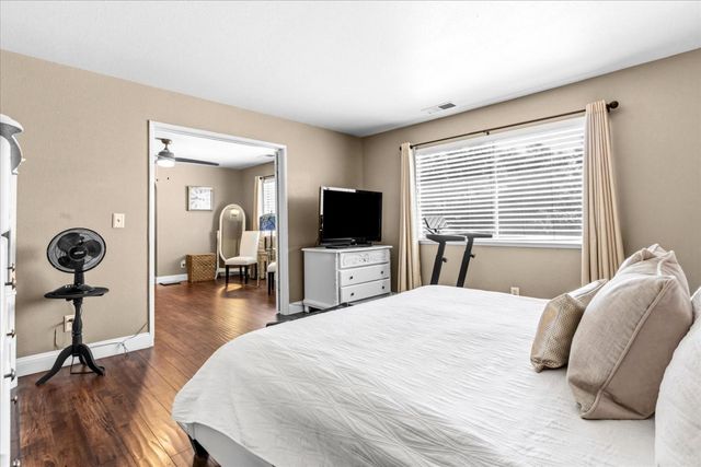 1765 Magnolia Dr, Yuba City, CA 95991