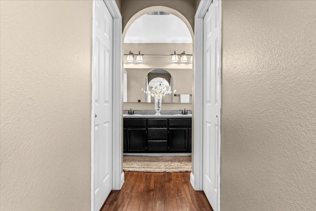 1765 Magnolia Dr, Yuba City, CA 95991