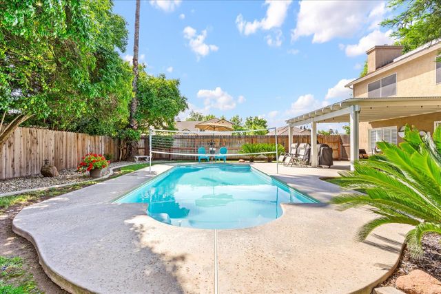 1765 Magnolia Dr, Yuba City, CA 95991