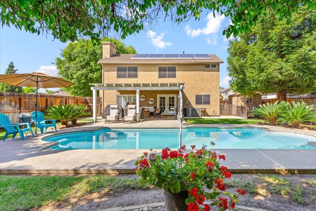 1765 Magnolia Dr, Yuba City, CA 95991