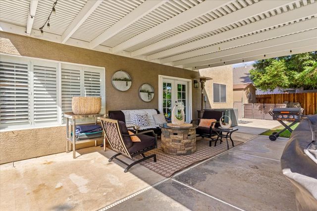 1765 Magnolia Dr, Yuba City, CA 95991