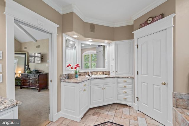 500 POLO LN, Wrightsville, PA 17368