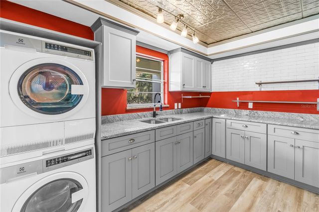 4455 DUHME ROAD 109, St Petersburg, FL 33708