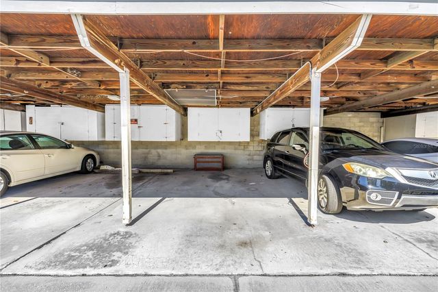 4455 DUHME ROAD 109, St Petersburg, FL 33708