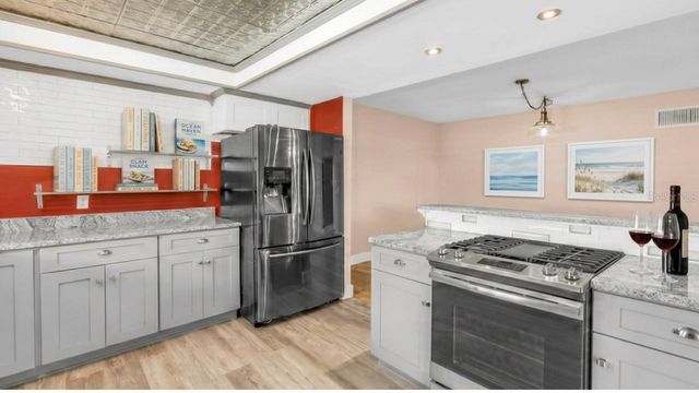 4455 DUHME ROAD 109, St Petersburg, FL 33708