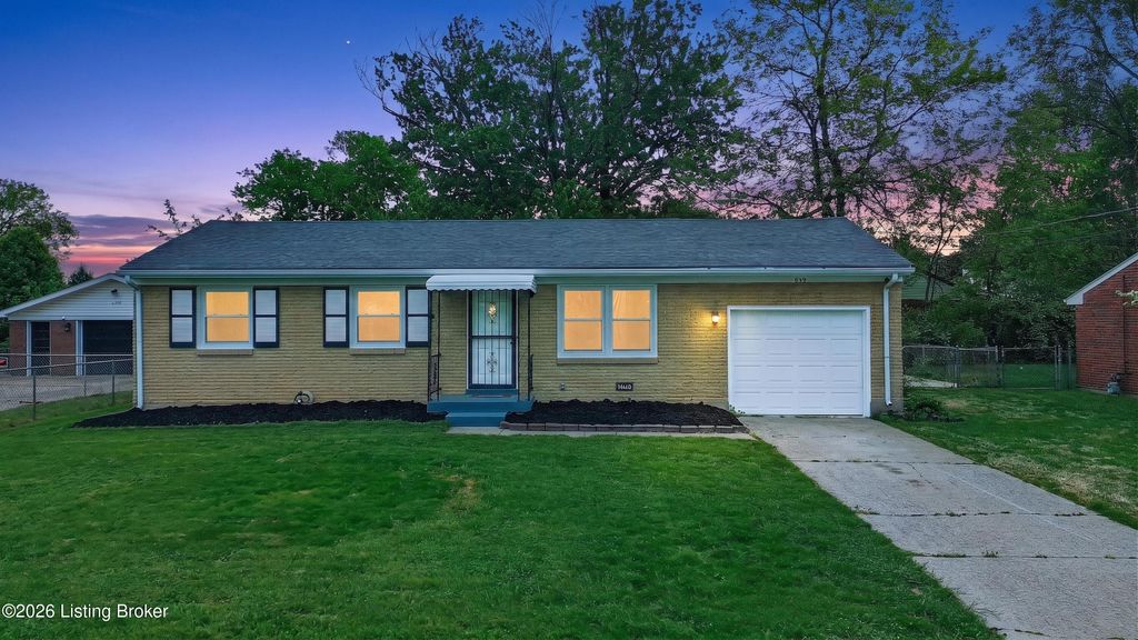 11214 Deering Rd, Louisville, KY 40272