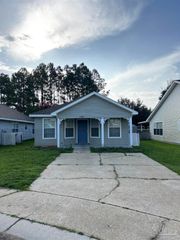 1324 Jasper St, Cantonment, FL 32533