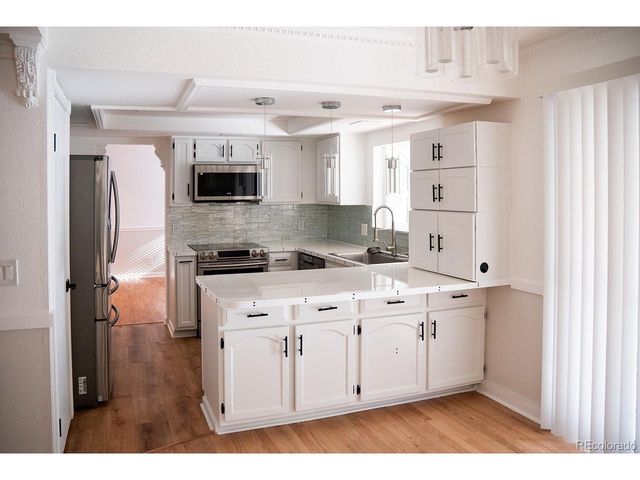 3709 S Mission Pkwy, Aurora, CO 80013