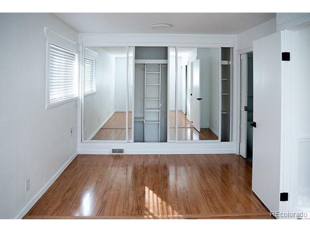 3709 S Mission Pkwy, Aurora, CO 80013