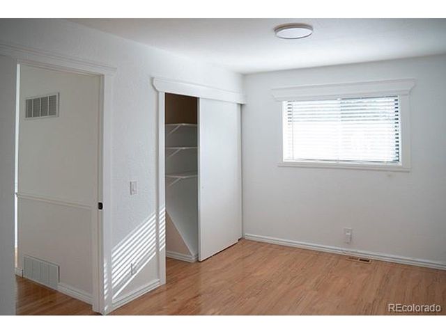 3709 S Mission Pkwy, Aurora, CO 80013