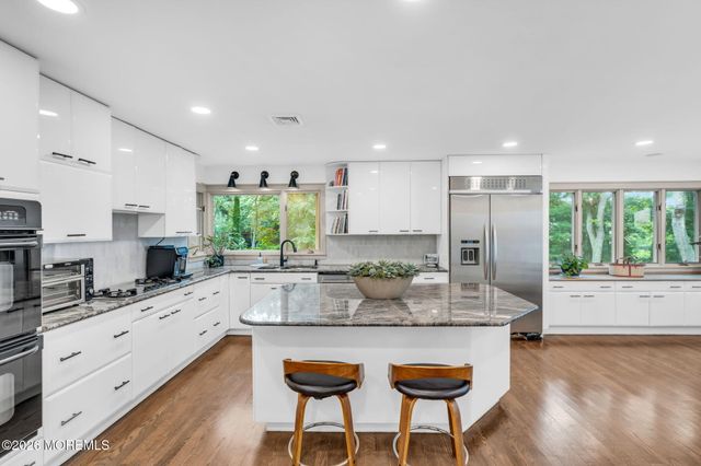 25 Mahoras Drive, Ocean Twp, NJ 07712
