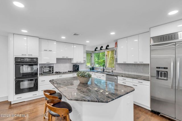 25 Mahoras Drive, Ocean Twp, NJ 07712