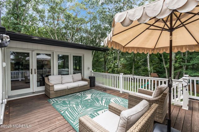 25 Mahoras Drive, Ocean Twp, NJ 07712