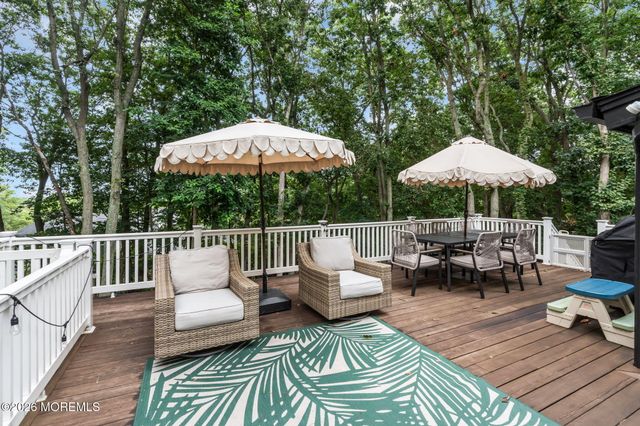 25 Mahoras Drive, Ocean Twp, NJ 07712