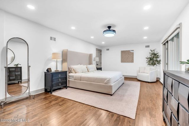 25 Mahoras Drive, Ocean Twp, NJ 07712