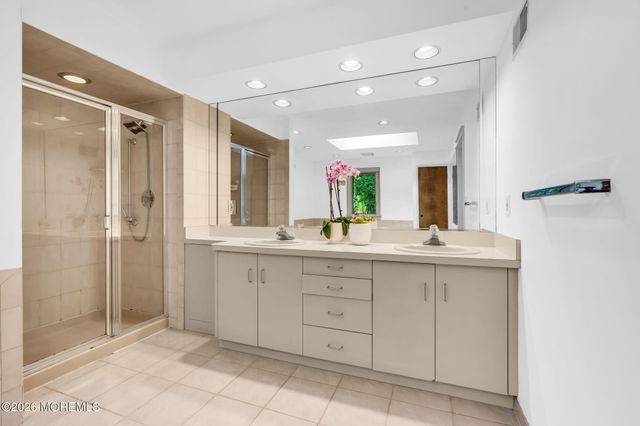25 Mahoras Drive, Ocean Twp, NJ 07712