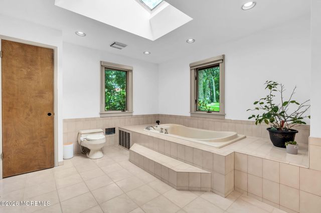 25 Mahoras Drive, Ocean Twp, NJ 07712