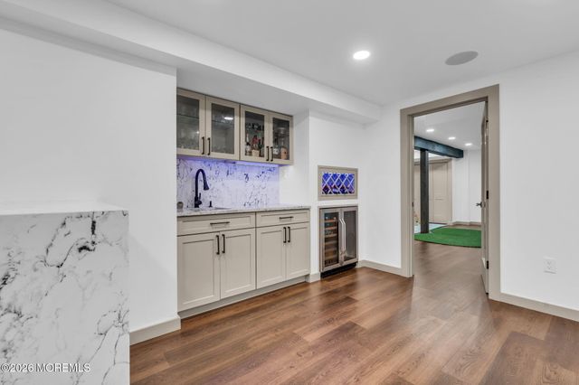 25 Mahoras Drive, Ocean Twp, NJ 07712