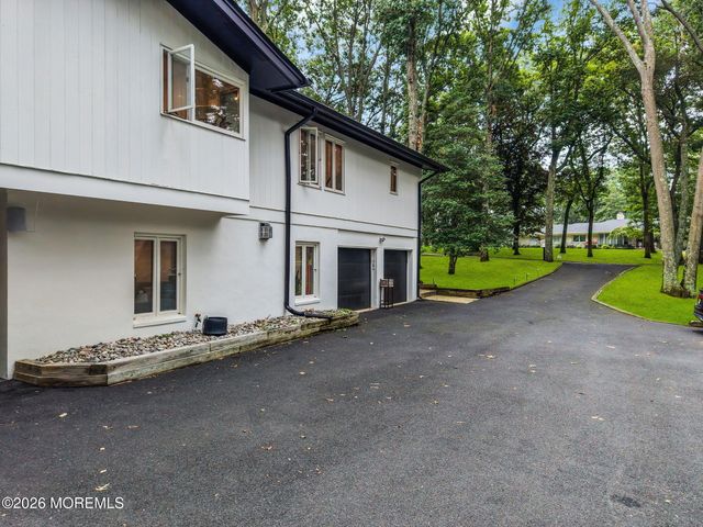 25 Mahoras Drive, Ocean Twp, NJ 07712
