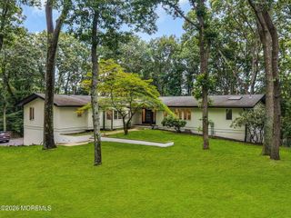 25 Mahoras Drive, Ocean Twp, NJ 07712