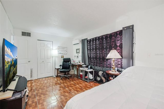4671 VERGARA COURT, Orlando, FL 32811