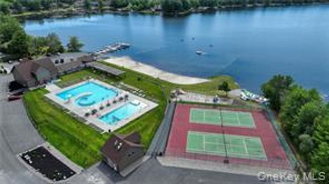 61 Lake Shore Drive E, Rock Hill, NY 12775