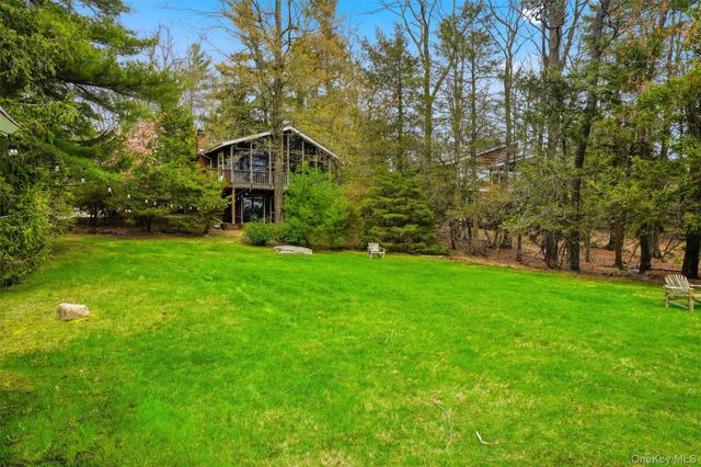 61 Lake Shore Drive E, Rock Hill, NY 12775