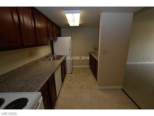 5229 Indian River Drive 233, Las Vegas, NV 89103