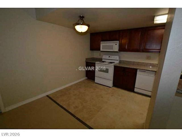 5229 Indian River Drive 233, Las Vegas, NV 89103
